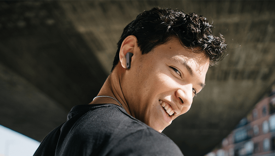Types of wireless headphones