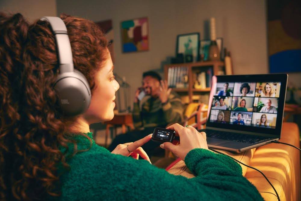 The Official JBL Guide to Australia's Best Over-Ear Headphones