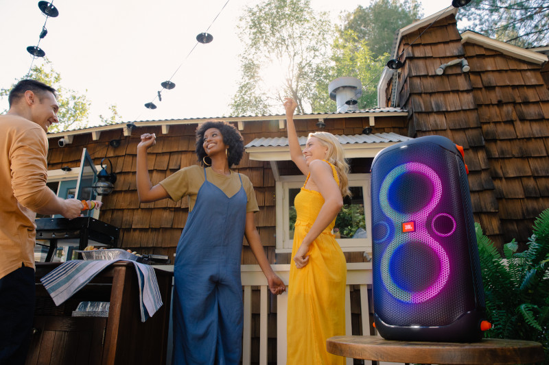 What Are the Best Speakers for a House Party?