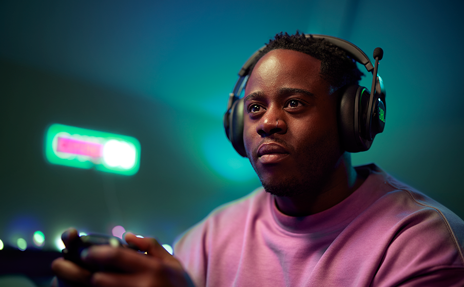 Gain the competitive advantage with JBL QuantumSPATIAL 360&trade; on your Xbox