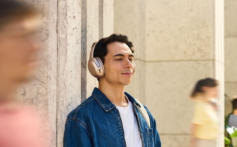 Immersive JBL Spatial 360 sound with Head Tracking