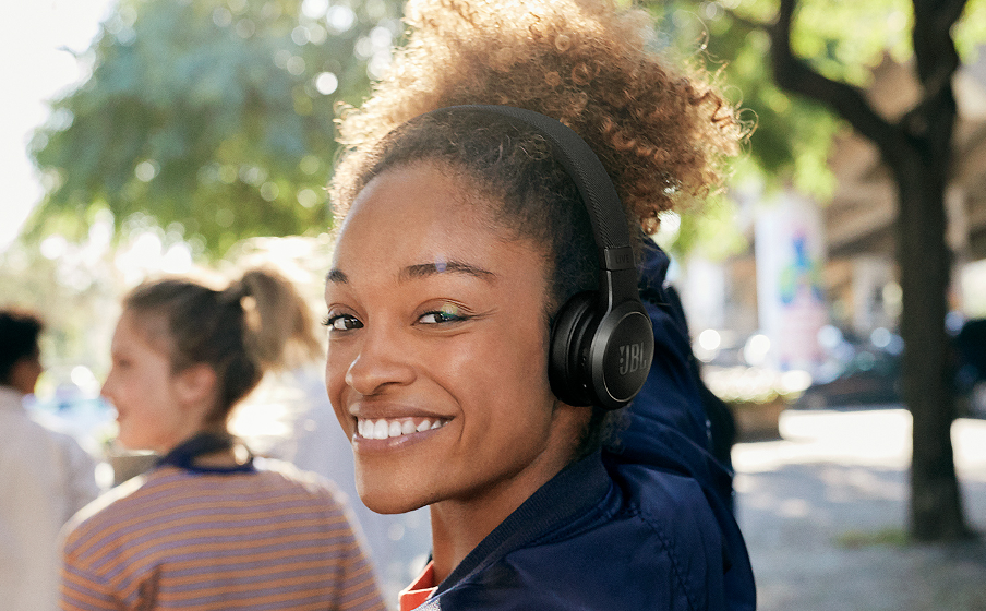 JBL Live 460 Noise Cancelling On-Ear Headphones (Black) | JB Hi-Fi