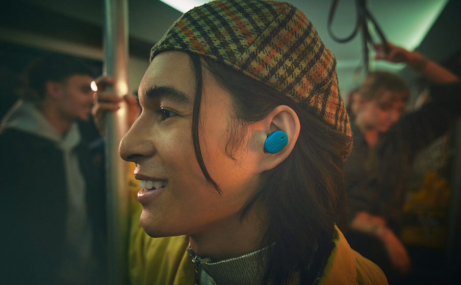 6 mics for perfect calls and customized call experience