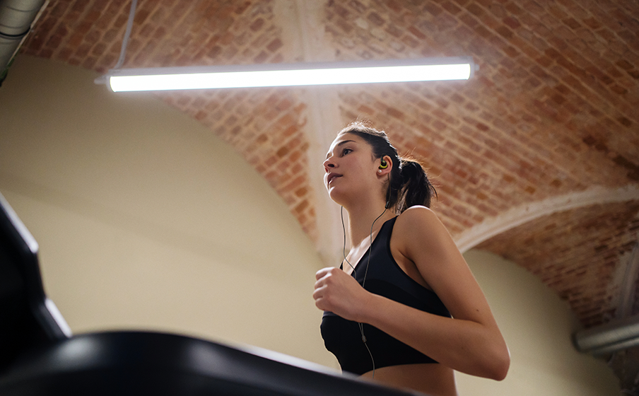 FlipHook&trade; technology for versatile wearing style