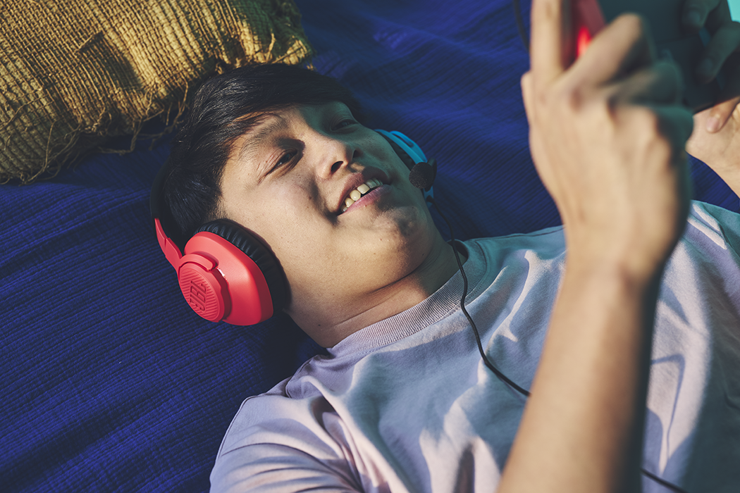 Play even longer in memory foam comfort